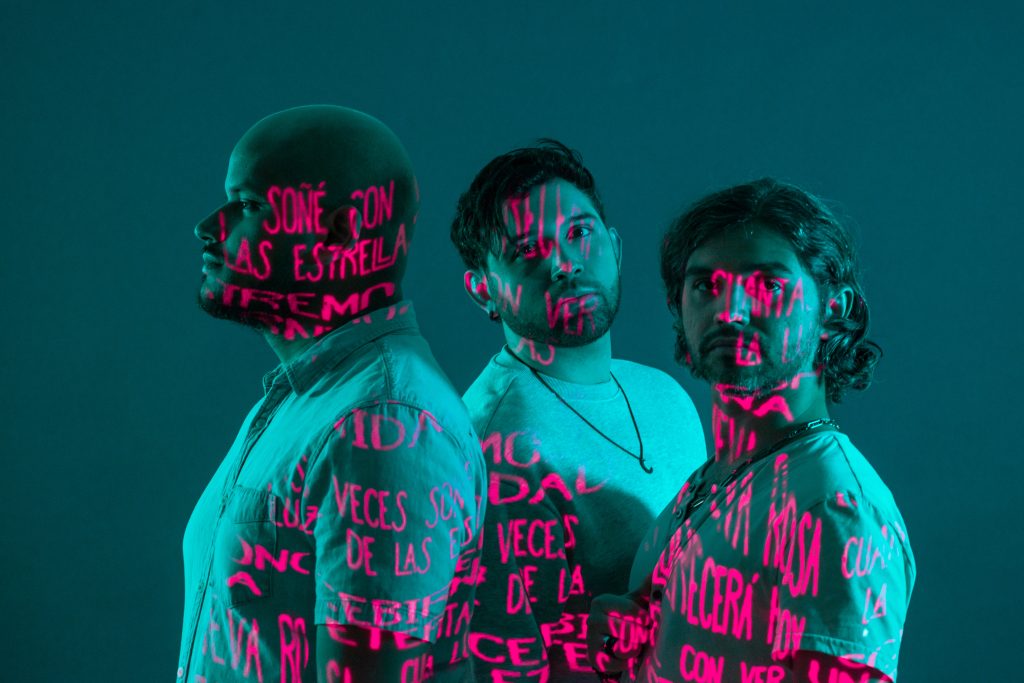 Adamant presenta su nuevo sencillo: “Sueños y Señales”